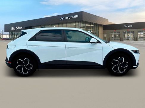 New 2024 Hyundai Ioniq 5 SEL image 9