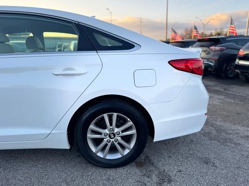 Used 2017 Hyundai Sonata SE image 11