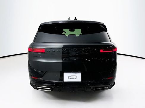 New 2026 Land Rover Range Rover Sport Dynamic SE AWD/4WD image 6