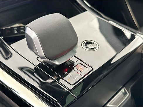 Certified 2025 Land Rover Range Rover Sport Dynamic SE AWD/4WD image 16