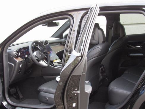 New 2026 Mercedes-Benz GLC 300 4MATIC image 13