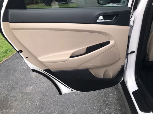 Used 2017 Hyundai Tucson Sport w/ Cargo Package image 32