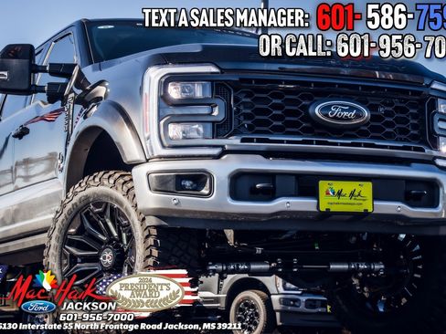 New 2026 Ford F250 Lariat w/ Black Appearance Package image 24