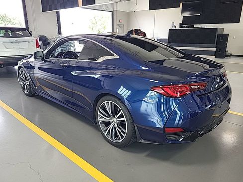 Used 2019 INFINITI Q60 3.0t Luxe w/ Essential Package RWD image 3