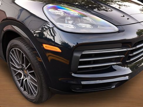 Used 2021 Porsche Cayenne E-Hybrid AWD/4WD image 17