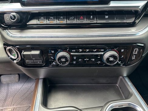 Certified 2023 Chevrolet Silverado 1500 High Country w/ High Country Premium Package image 14