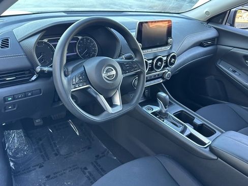 Certified 2024 Nissan Sentra SV image 31