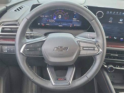 Used 2024 Chevrolet Traverse Z71 w/ LPO, Roadside Safety Package image 9