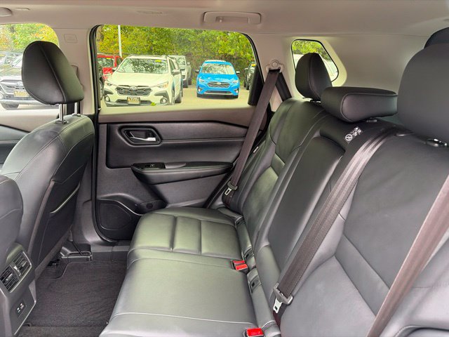 Used 2023 Nissan Rogue SL AWD/4WD image 21