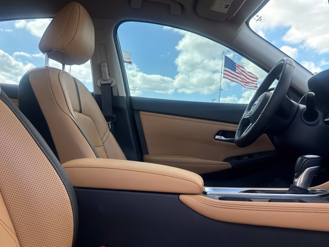 Certified 2025 Nissan Sentra SV w/ SV Premium Package FWD image 34