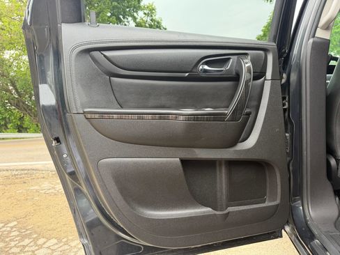 Used 2014 GMC Acadia SLT FWD image 29