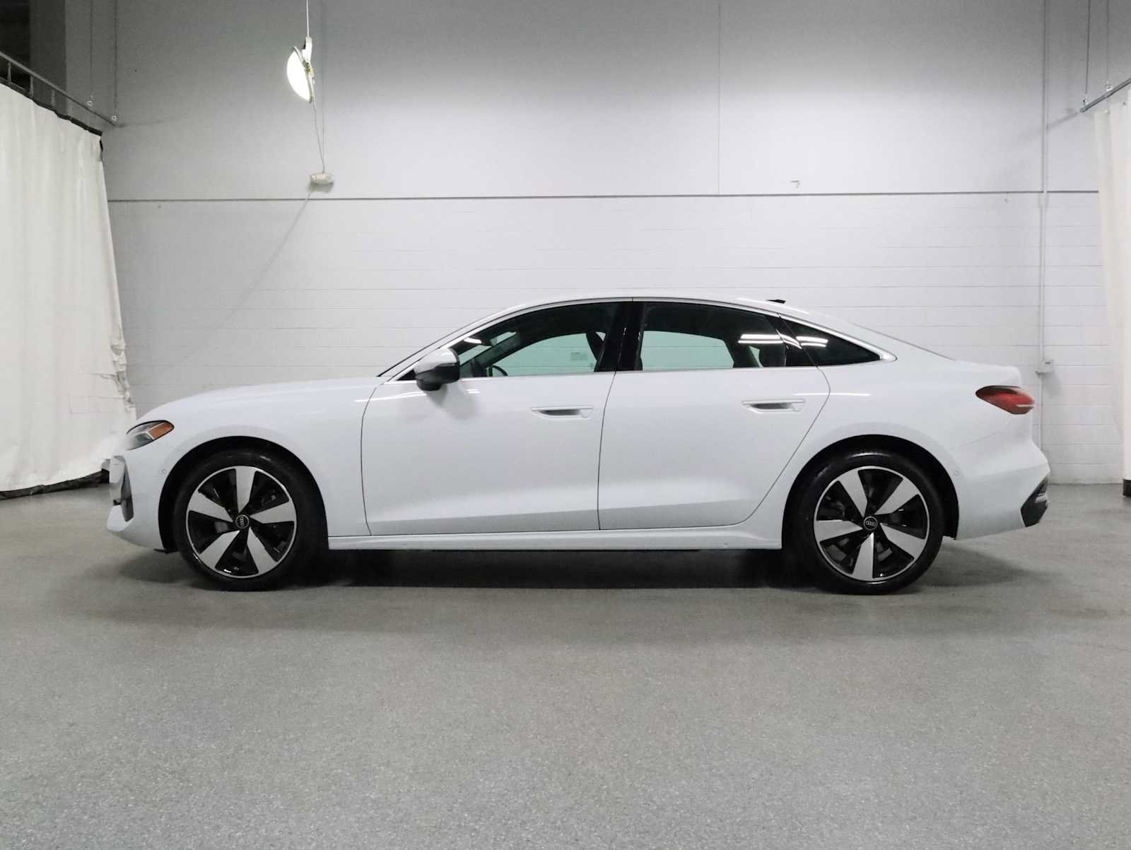 Certified 2025 Audi A5 Premium AWD/4WD image 2