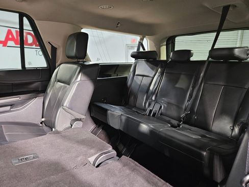Used 2023 Ford Expedition Max XLT image 37