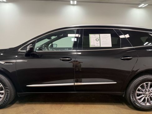 Used 2023 Buick Enclave Essence AWD/4WD image 37