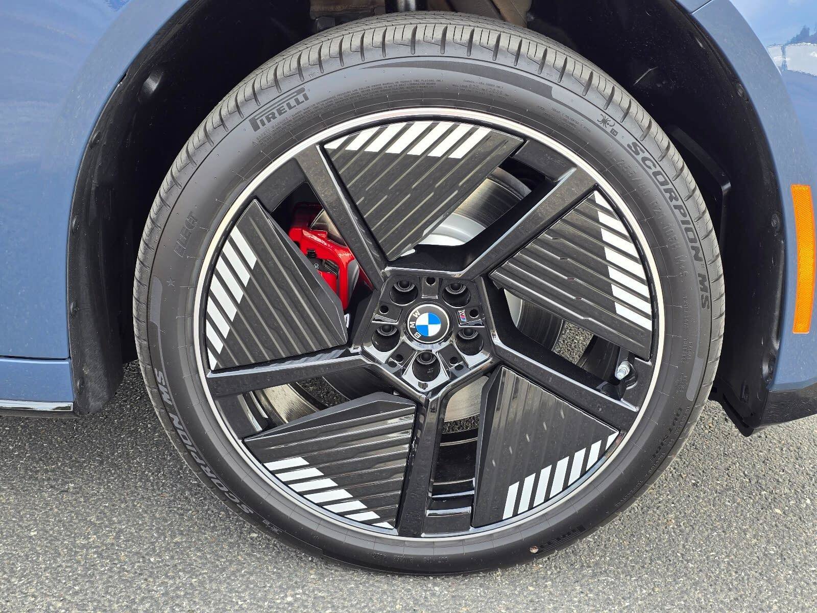 New 2027 BMW iX3 50 xDrive w/ M Sport Professional Package AWD/4WD image 9