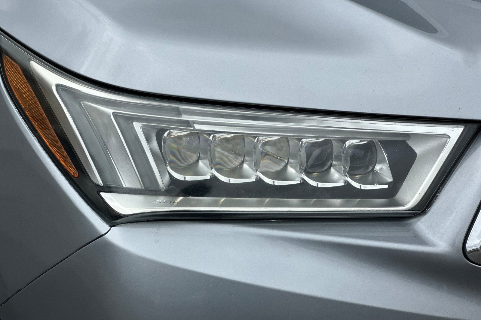 Used 2019 Acura MDX SH-AWD image 11