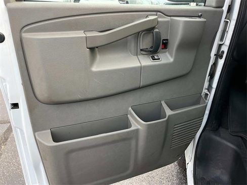 Used 2019 Chevrolet Express 3500 LT w/ LT Preferred Equipment Group image 28