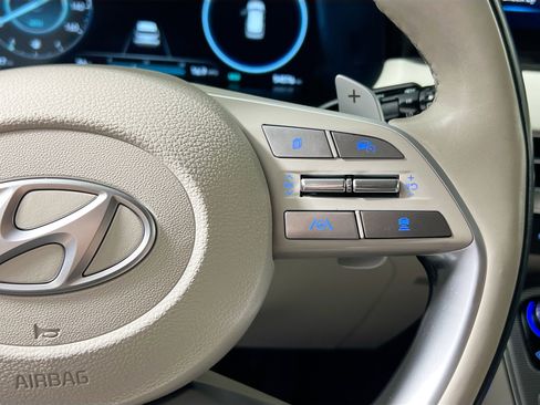 Used 2024 Hyundai Palisade Calligraphy image 19