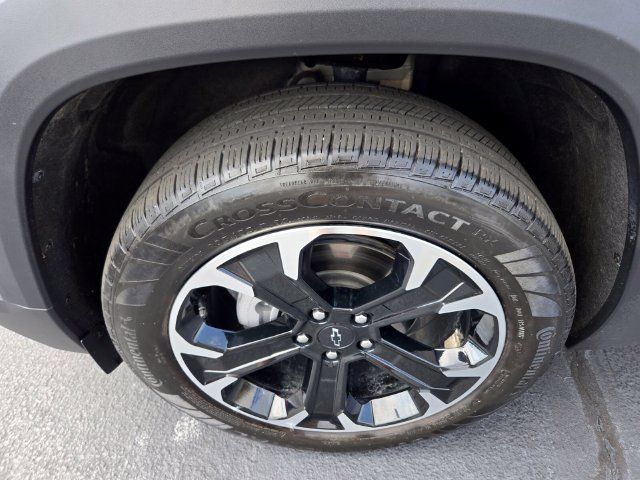 Used 2025 Chevrolet Equinox LT w/ Convenience Package II FWD image 23