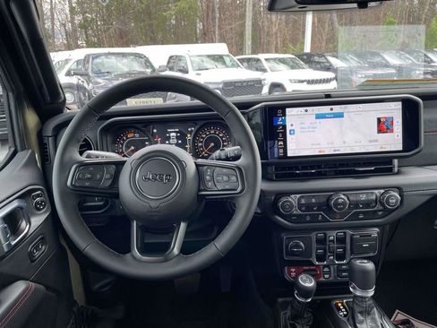 New 2026 Jeep Wrangler Unlimited Rubicon AWD/4WD image 21