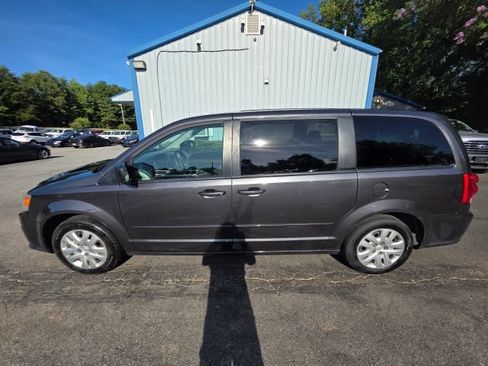Used 2017 Dodge Grand Caravan SE w/ Power Window Group FWD image 8