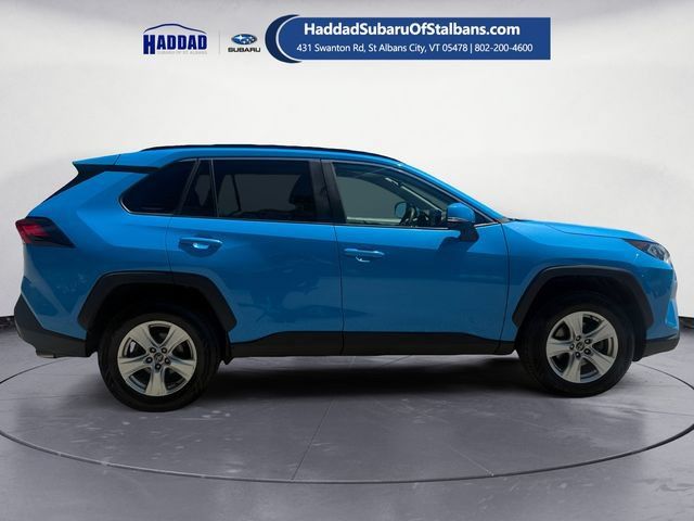 Used 2020 Toyota RAV4 XLE w/ Convenience Package AWD/4WD image 6