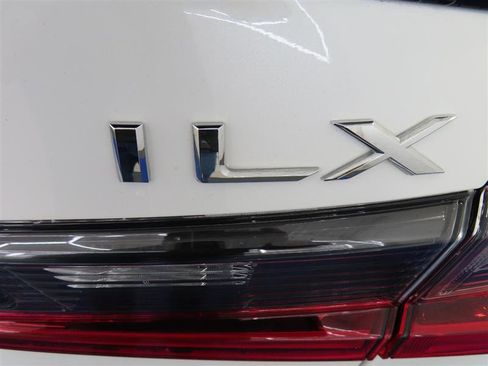 Used 2022 Acura ILX image 14
