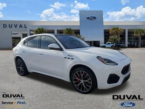 Used 2023 Maserati Grecale Modena AWD/4WD image 1