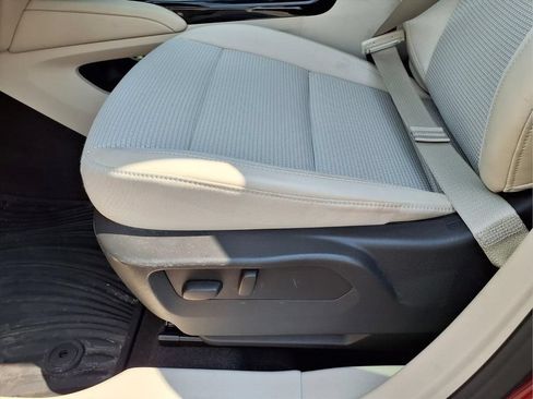 Certified 2023 Buick Envision Preferred AWD/4WD image 12