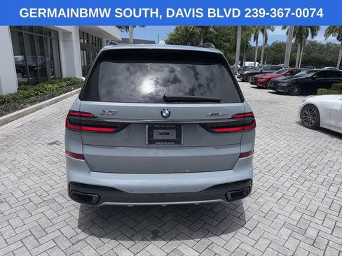 Certified 2024 BMW X7 xDrive40i w/ M Sport Package AWD/4WD image 4
