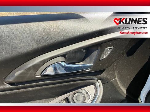 Used 2022 Chevrolet Malibu LT FWD image 20