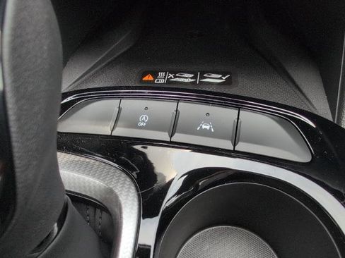 New 2025 Buick Envista Avenir image 25