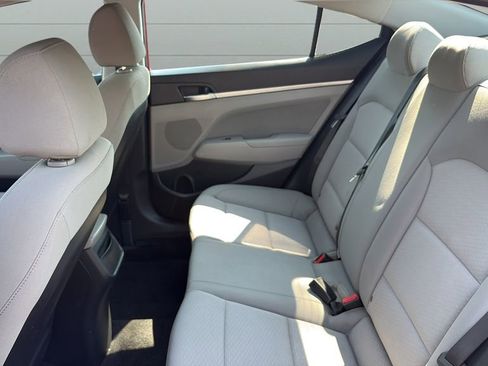 Used 2020 Hyundai Elantra Value Edition FWD image 13