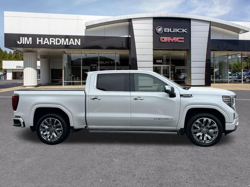 Used 2024 GMC Sierra 1500 Denali w/ Denali Reserve Package AWD/4WD image 8