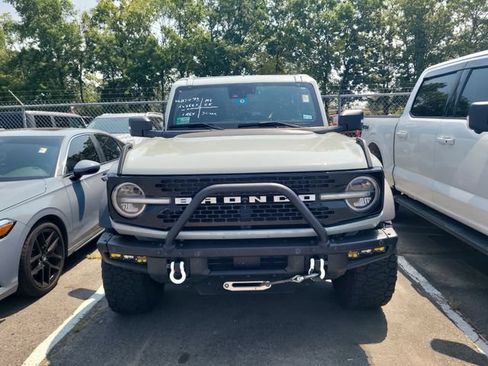 Certified 2022 Ford Bronco Wildtrak AWD/4WD image 2