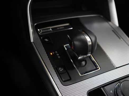 Certified 2024 MAZDA CX-90 Plug-In Hybrid w/ Preferred image 26