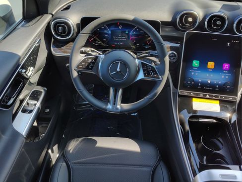 Certified 2026 Mercedes-Benz GLC 300 image 11