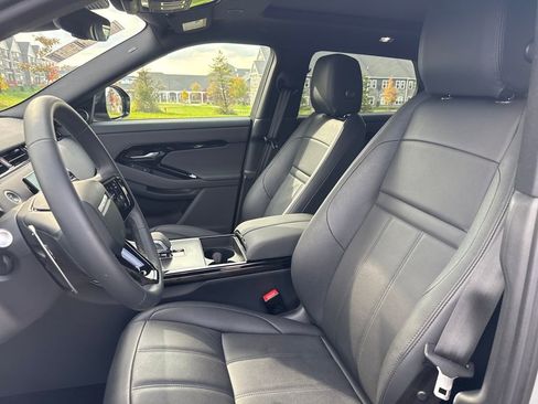 New 2026 Land Rover Range Rover Evoque S image 11