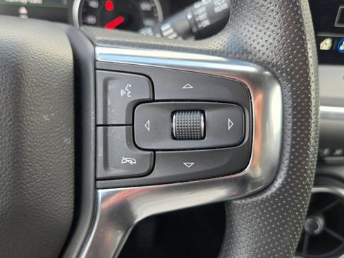 Used 2025 Chevrolet Blazer LT FWD image 21