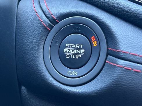 Used 2025 Dodge Durango GT AWD/4WD image 25