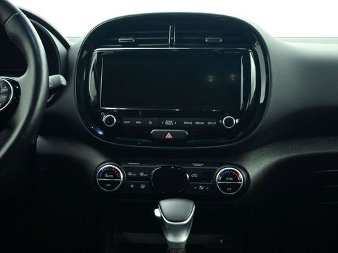 Used 2022 Kia Soul Turbo image 38
