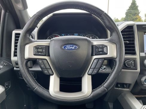 Used 2019 Ford F150 Lariat w/ Equipment Group 502A Luxury image 18
