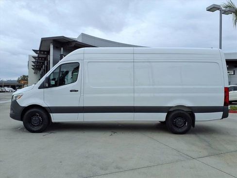 New 2026 Mercedes-Benz Sprinter 2500 image 23