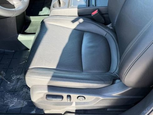 Used 2025 Honda Odyssey EX-L image 16