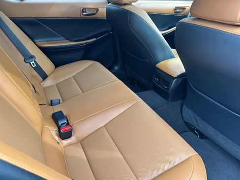 Used 2021 Lexus IS 300 w/ Comfort Package image 29