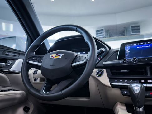 Used 2024 Cadillac CT4 Premium Luxury image 37