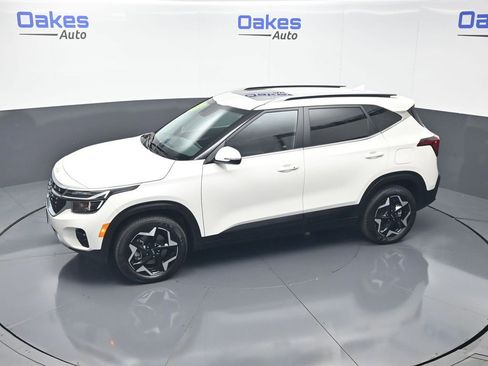 Used 2024 Kia Seltos EX AWD/4WD image 50