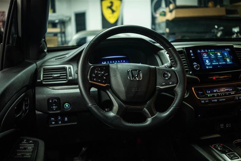 Used 2023 Honda Passport TrailSport image 16