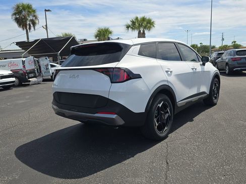 New 2026 Kia Sportage EX image 8