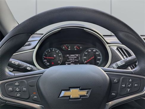 Used 2024 Chevrolet Malibu LT image 27